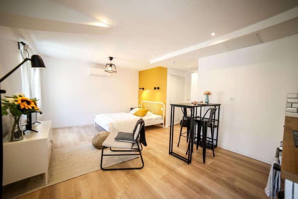 Studio Cosy Equipe, Centre Ville Orange  Ngoại thất bức ảnh