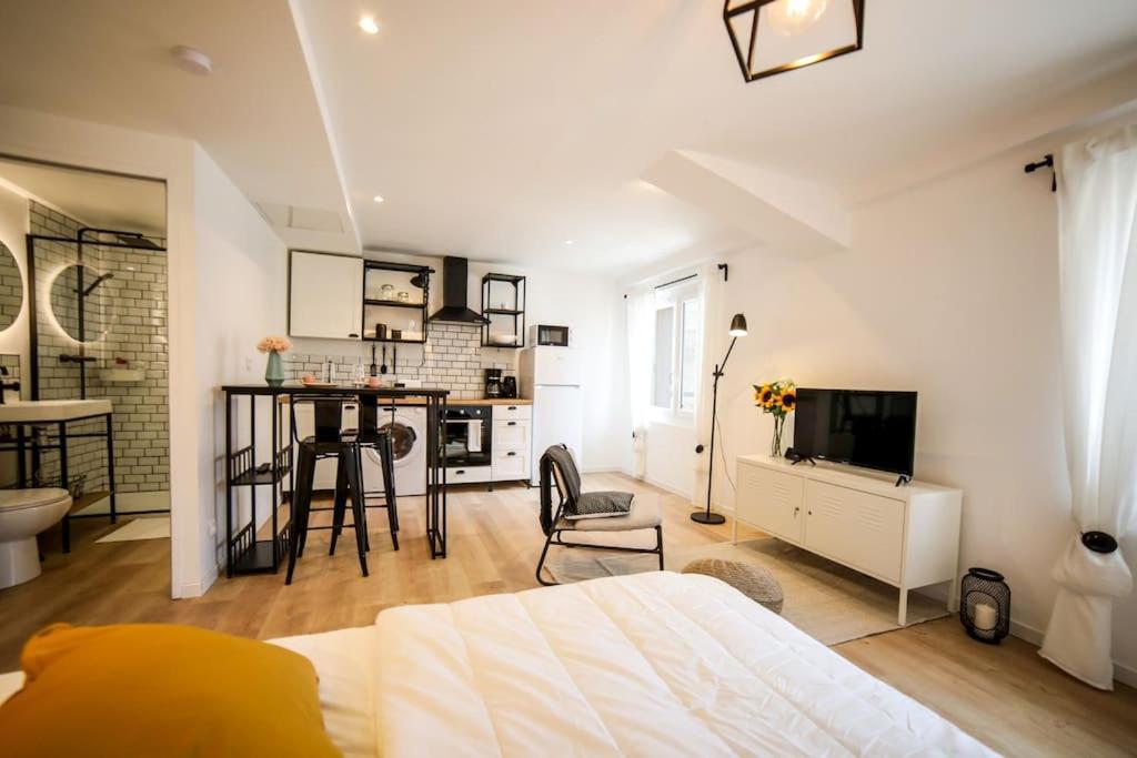 Studio Cosy Equipe, Centre Ville Orange  Ngoại thất bức ảnh